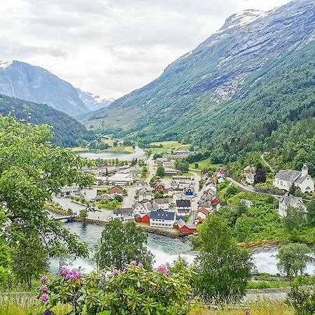 Fjord Nature Apartment Hellesylt